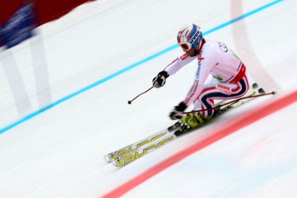 На чемпионате мира по горным лыжам (FIS) в командных соревнованиях Франция завоевала золотую медаль, Австрия -  серебряную медаль и  Швеция  -  бронзовую медаль. Фото: Christophe Pallot/Agence/Clive Mason/Lars Baron/Sandra Montanez/Bongarts/Getty Images