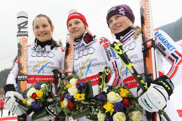 На чемпионате мира по горным лыжам (FIS) в командных соревнованиях Франция завоевала золотую медаль, Австрия -  серебряную медаль и  Швеция  -  бронзовую медаль. Фото: Christophe Pallot/Agence/Clive Mason/Lars Baron/Sandra Montanez/Bongarts/Getty Images