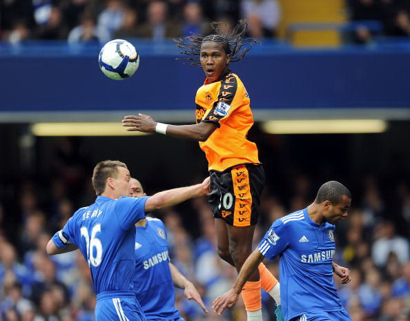 Лондонский «Челси» - «Уиган». Фото: Clive MASON, Darren WALSH, Chelsea FC, Shaun BOTTERILL, Adrian DENNIS/Getty Images
