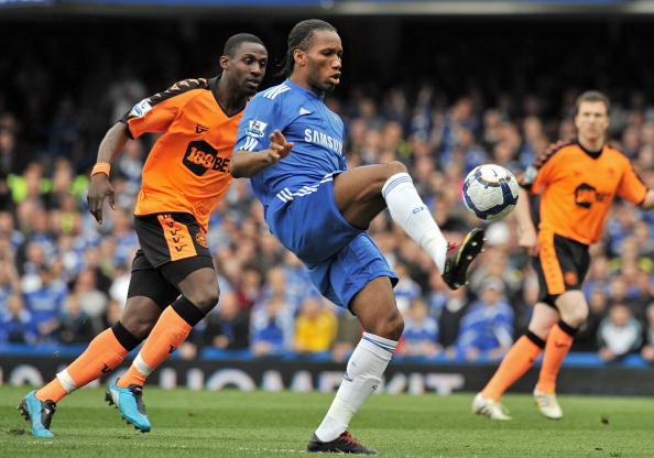 Лондонский «Челси» - «Уиган». Фото: Clive MASON, Darren WALSH, Chelsea FC, Shaun BOTTERILL, Adrian DENNIS/Getty Images