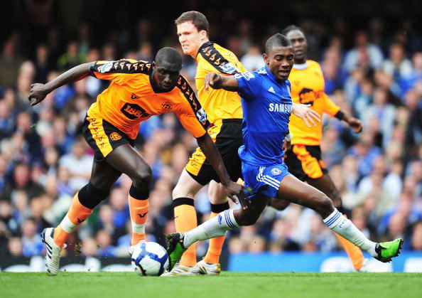 Лондонский «Челси» - «Уиган». Фото: Clive MASON, Darren WALSH, Chelsea FC, Shaun BOTTERILL, Adrian DENNIS/Getty Images