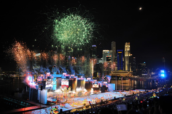 Церемония открытия первых Юношеских Олимпийских игр в Сингапуре. Фоторепортаж. Фото: Mark DADSWELL, ROSLAN RAHMAN/Getty Images