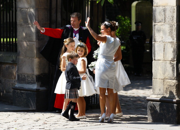 Фоторепортаж о свадьбе внучки королевы Елизаветы II Зары Филиппс. Фото: Chris Jackson PT /Jeff J Mitchell/Getty Images Фоторепортаж о свадьбе внучки королевы Елизаветы II Зары Филиппс. Фото: Chris Jackson PT /Jeff J Mitchell/Getty Images