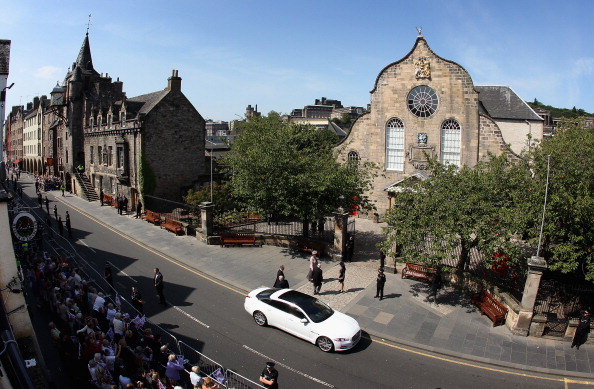 Фоторепортаж о свадьбе внучки королевы Елизаветы II Зары Филиппс. Фото: Chris Jackson PT /Jeff J Mitchell/Getty Images Фоторепортаж о свадьбе внучки королевы Елизаветы II Зары Филиппс. Фото: Chris Jackson PT /Jeff J Mitchell/Getty Images