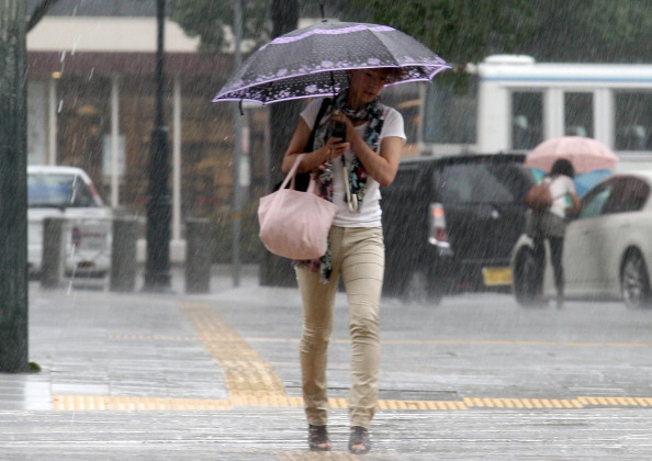 Фоторепортаж о наводнение в Японии, вызванного тайфуном «Талас». Фото: Buddhika Weerasinghe / Getty Images Фоторепортаж о наводнение в Японии, вызванного тайфуном «Талас». Фото: Buddhika Weerasinghe / Getty Images
