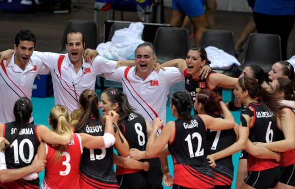 Женская сборная России по волейболу проиграла Турции и вышла из чемпионата. Фоторепортаж с матча. Фото: Claudio Villa/Getty Images