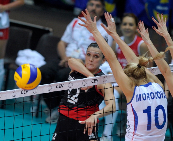 Женская сборная России по волейболу проиграла Турции и вышла из чемпионата. Фоторепортаж с матча. Фото: Claudio Villa/Getty Images
