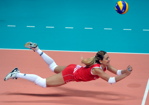 Женская сборная России по волейболу проиграла Турции и вышла из чемпионата. Фоторепортаж с матча. Фото: Claudio Villa/Getty Images