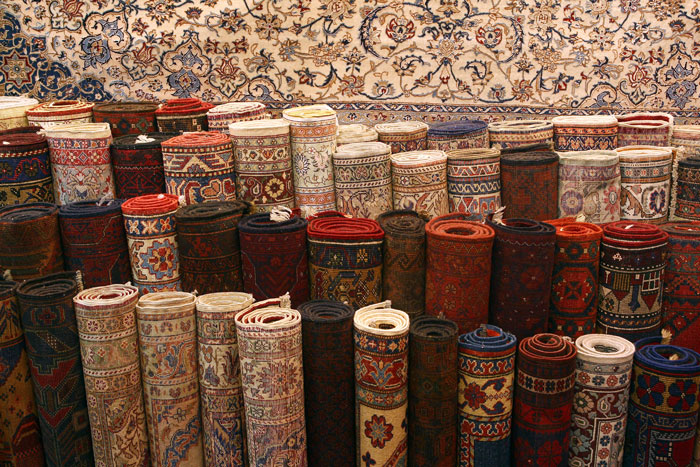 Турецкие ковры сегодня известны по всему миру. Фабрики по производству ковров находятся в Анталье, Хереке, Бергаме, Таспинаре и других регионах Турции. Фото: Julian Finney/Getty Images