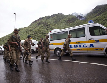В авиакатастрофе в Пакистане по последним данным  все 152 человека погибли/ Фото: Behrouz MEHRI/AFP/Getty Images