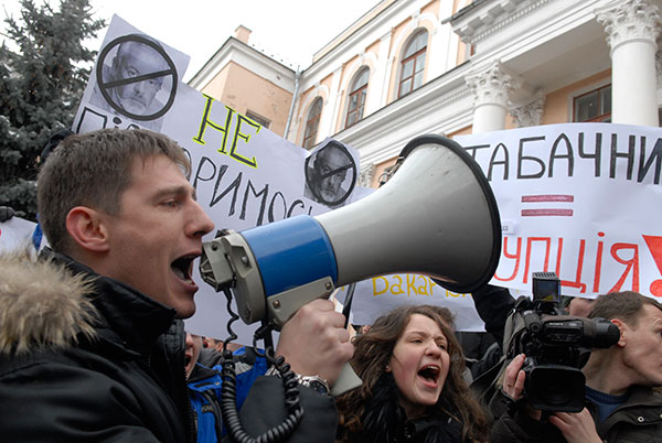 Отставку Табачника с должности министра требуют в Киеве.Фото: Владимир Бородин/Великая Эпоха (The Epoch Times)