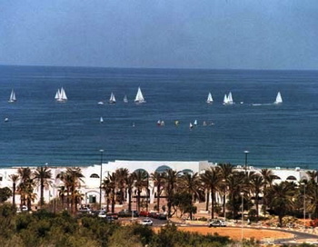 Ашдод, город на юге Израиля, обстрелян в субботу. Фото с сайта haifainfo.ru