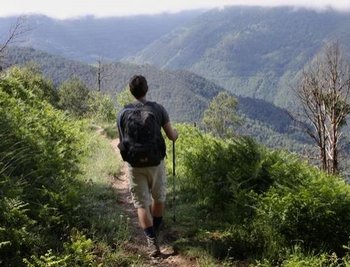 Фото: Особенно излюблены спортивные отпуска в виде походов, поездок на велосипеде и мотоспорт. Фото: n-tv.de