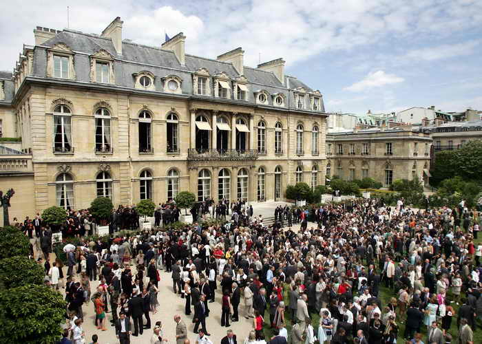Елисейский дворец. Фото: PATRICK KOVARIK/AFP/Getty Images