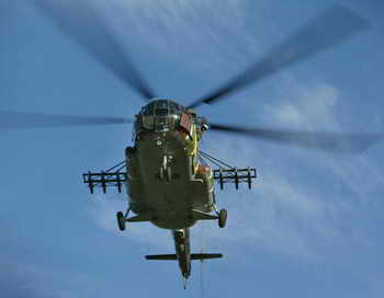  На сегодняшний день вертолёт Ми-8, имеющий два двигателя, является самым востребованным вертолётом в мире. Фото: HENNIE KEERIS/AFP/Getty Images 