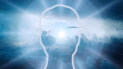 Душа может покинуть тело и вернуться? Судя по этим историям, да!