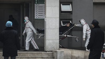 Власти Китая знали об эпидемии ещё в ноябре? Семья рассказала о своей странной поездке в Ухань