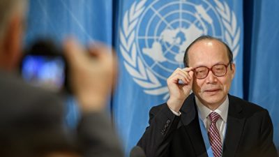 Власти Китая отказались принимать экспертов для расследования источника вируса, пока не кончится эпидемия