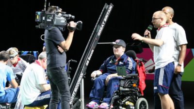 Учёные позволили парализованному снова двигать рукой