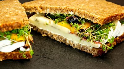 Большинство женщин опасаются употреблять хлеб