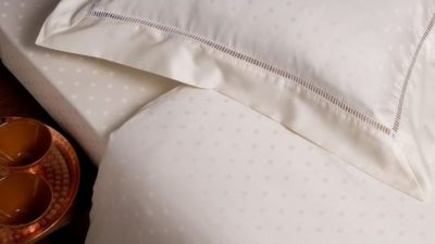 Постельное бельё играет важную роль в жизни человека