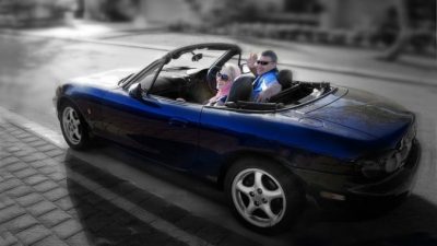 Романтическое свидание в автомобиле