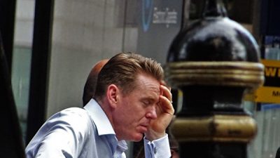 Переболевшие COVID-19 чувствуют постоянную усталость, показывает исследование