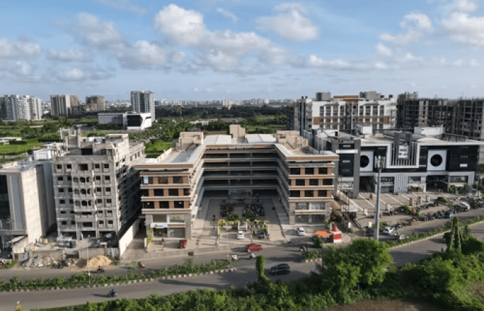 Новостройка. Фото: unsplash.com/@iparthsavani