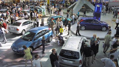 Московском международном автосалон Фото:  Oleg Nikishin/Getty Images)