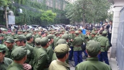 Ветераны в Китае требуют помощи от правительства