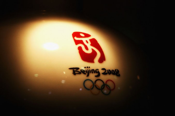 Четыре невыполненных обещания Олимпийских игр-2008 в Пекине Логотип Олимпиады-2008, 4 августа 2008 года. Фото: Ryan Pierse/Getty Images | Epoch Times Россия