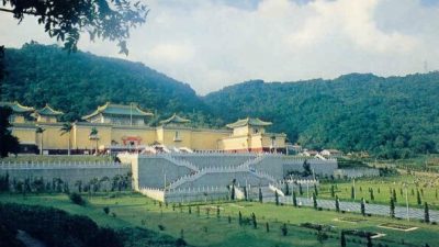 Музей императорского дворца в Тайбэе, Тайвань. Туристы из материкового Китая ездили в ноябре 2014 года в Тайвань, чтобы посмотреть на демократическиеи выборы. Фото: File Upload Bot/commons.wikimedia.org/public domain