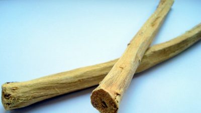 Корень солодки защищает печень