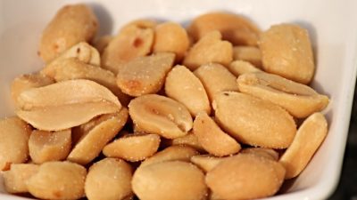 Глава Korean Air уволил со всех постов дочь за неадекватное поведение