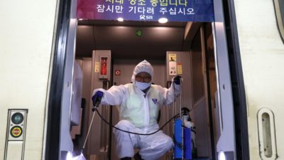 Китайский врач считает, что уханьская пневмония распространится ещё шире