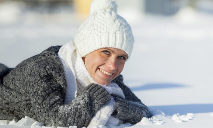 Одевайтесь, когда выходите на улицу, потому что, согласно китайской медицине, холод может вызвать судороги и бесплодие. (/ iStock / Thinkstock)