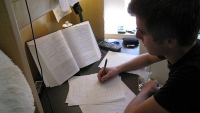 Выпускники будут писать итоговое сочинение в жанре эссе