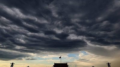 Агентство пропаганды компартии КНР воспевает Ухань за победу над covid-19. Но умалчивает об ошибках, которые привели к пандемии