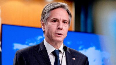 Госсекретарь Энтони Блинкен на пресс-конференции в Госдепартаменте США объявляет о выходе нового ежегодного Отчёта о международной религиозной свободе. Вашингтон, 12 мая 2021 г. (Andrew Harnik/Pool/AFP via Getty Images)