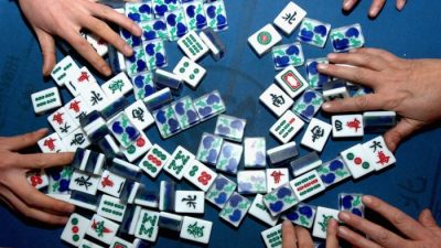 Китайский мошенник так вжился в роль, что поверил в выдуманную личность