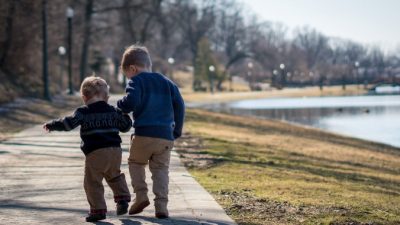 Убыль населения России ускорилась в 2 раза, в Санкт-Петербурге — в 58 раз