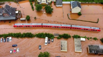 Наводнения нанесли немецким железным дорогам ущерб в 1,3 млрд евро
