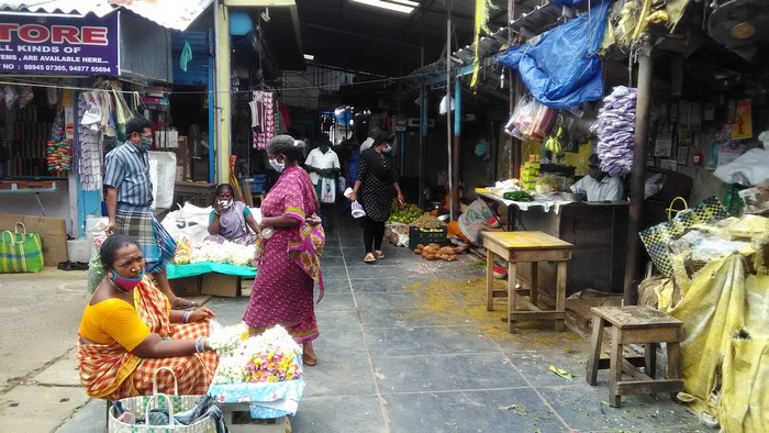 на рынке в Индии