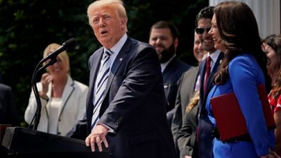 Трамп объявил о «крупных» коллективных исках против Twitter, Facebook и Google