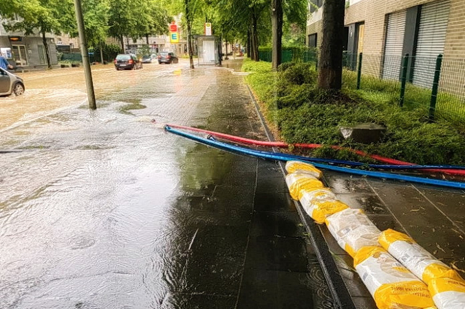 Наводнение в Германии заставило многих людей опасаться залезть в долги из-за отсутствия страхового покрытия. (Изображение: Герман Рор) | Epoch Times Россия