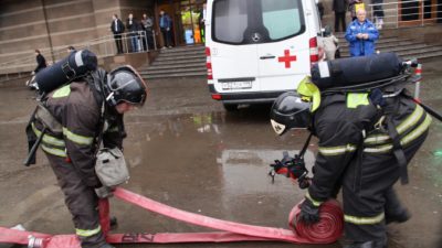 Пожарные потушили огонь в психотерапевтической клинике Москвы
