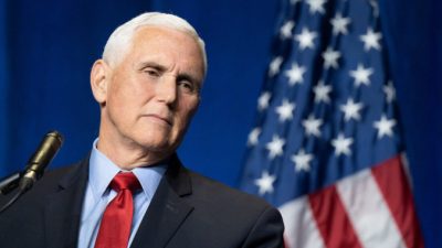 «Пекин чувствует слабость новой администрации»: Пенс призывает Байдена занять более жёсткую позицию в отношении китайских властей