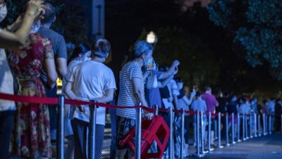 В Китае из-за одного заражённого рабочего заблокировали целый завод