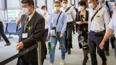 Белорусская легкоатлетка Тимановская вылетела из Токио в Австрию