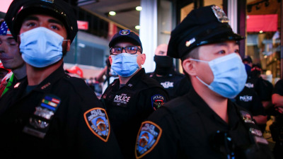 Крупнейшая полицейская ассоциация Нью-Йорка подаст судебный иск, если город введёт обязательную вакцинацию от COVID-19 для полицейских